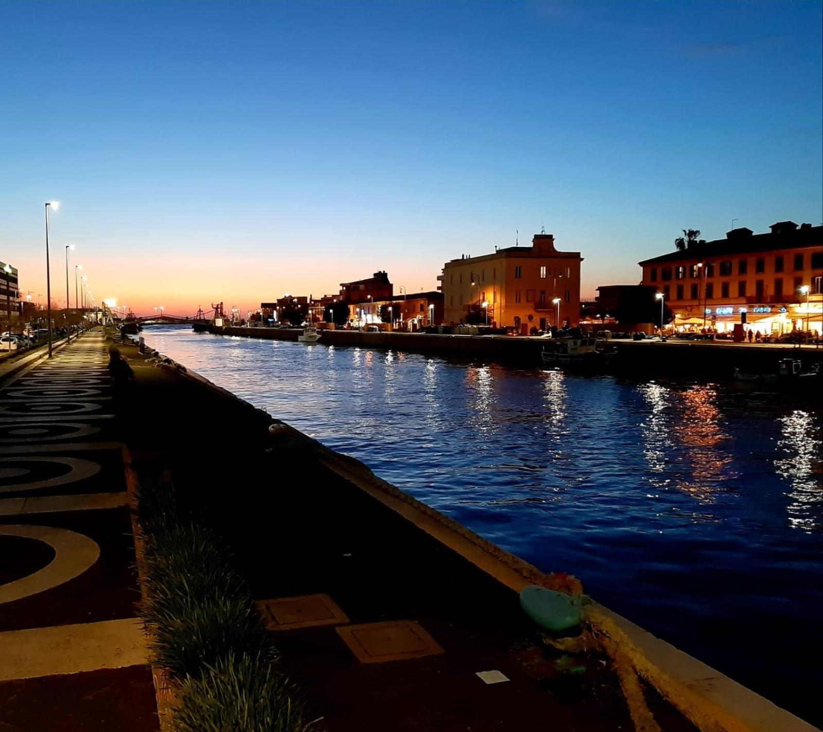 Sweet Home Fco Airport Roma Fiumicino Exterior photo